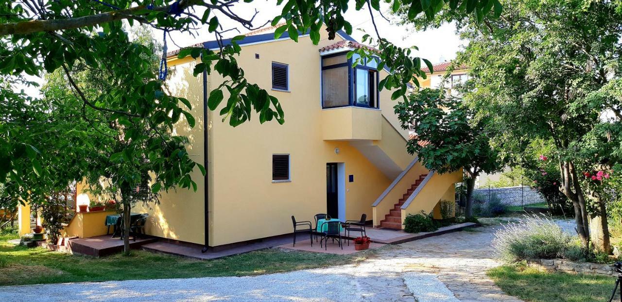 Vesna Apartment Pula Exterior foto